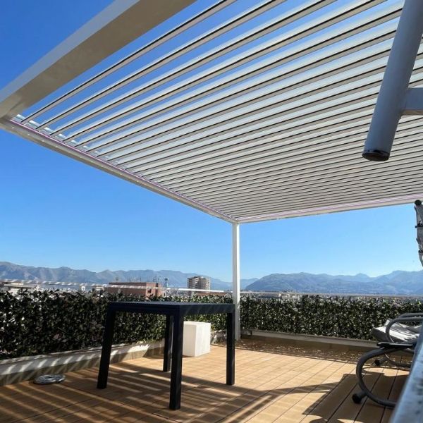 MOVIE: La Pergola Bioclimatica Smart per Ogni Spazio